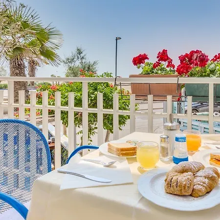 Garni' Serena Otel 3*
